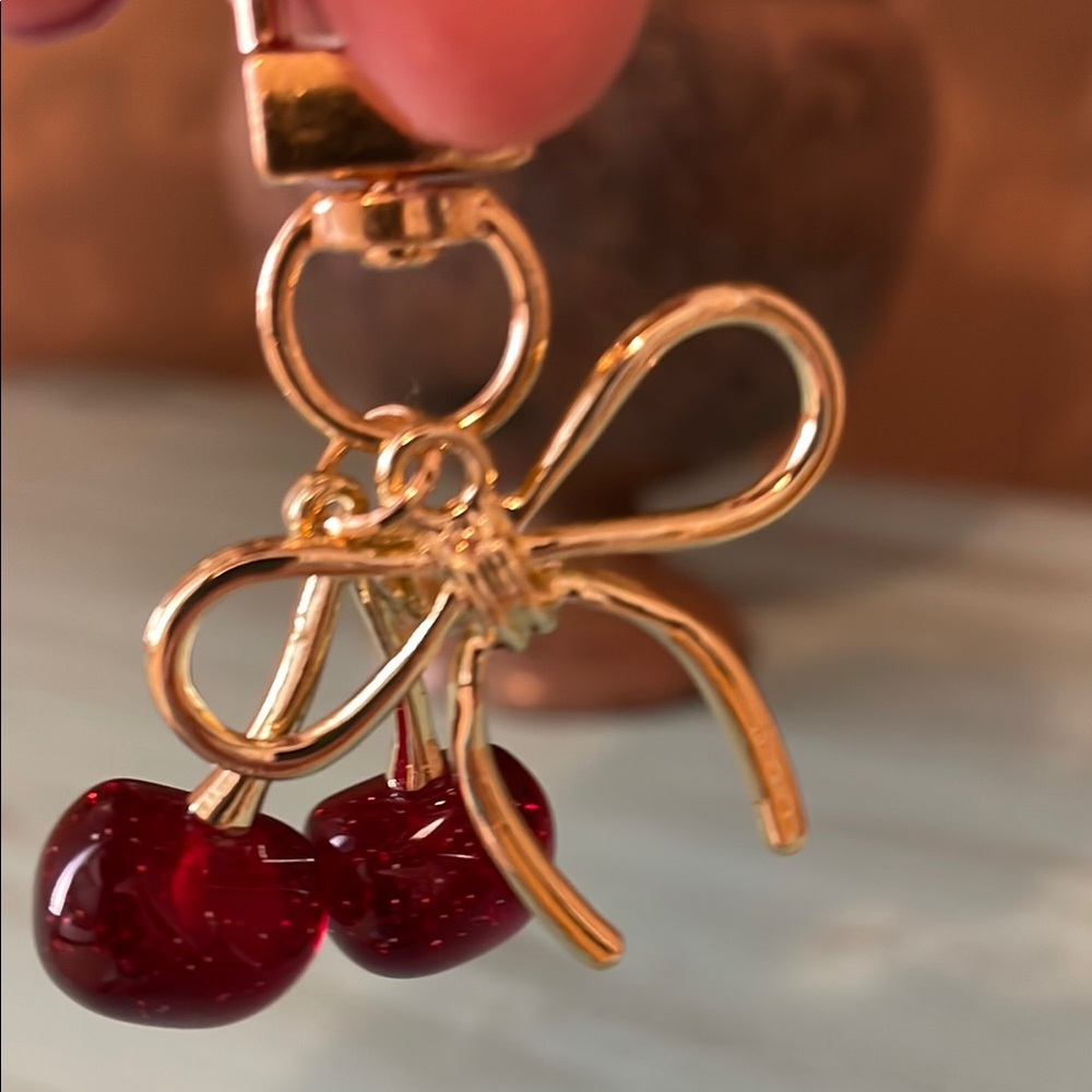Gold Cherry Keychain - Picture 2 of 2